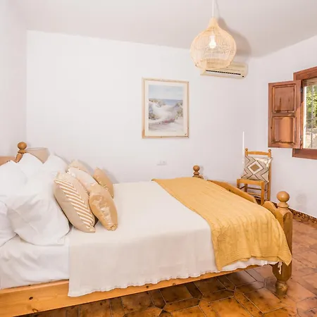 Casa Feliz Villa *